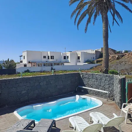 Casona La Orilla 1908 3* Tias