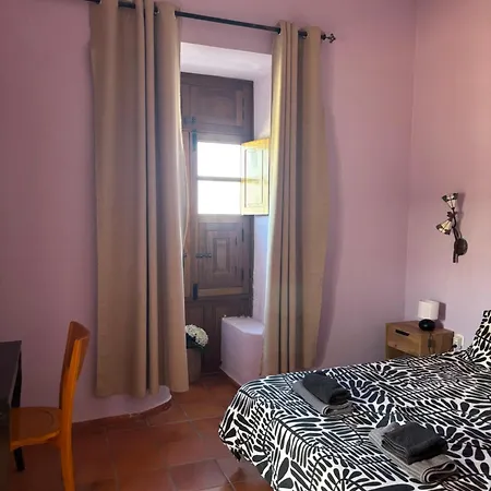 Bed & Breakfast Casona La Orilla 1908 3*