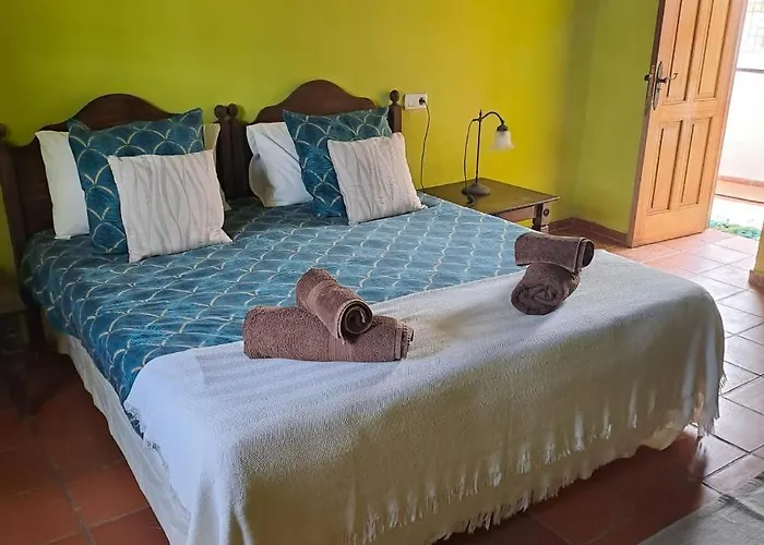 Casona La Orilla 1908 Tías