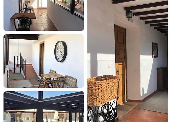 Casona La Orilla 1908 Bed & Breakfast Tías